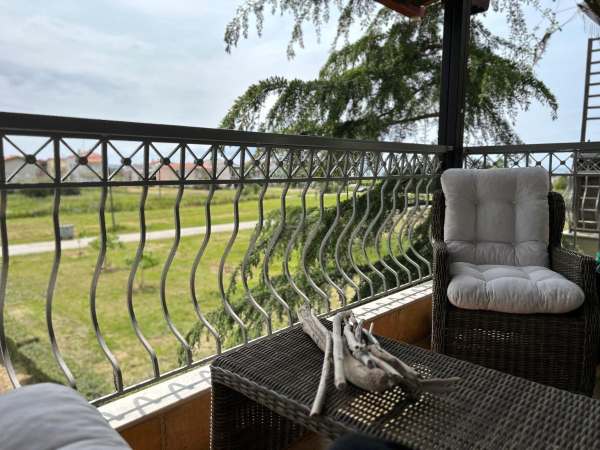 Calliopes By The Sea Boutique Suites Παραλία Διονυσίου Εξωτερικό φωτογραφία