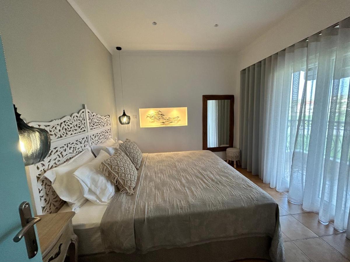 Calliopes By The Sea Boutique Suites Παραλία Διονυσίου Εξωτερικό φωτογραφία