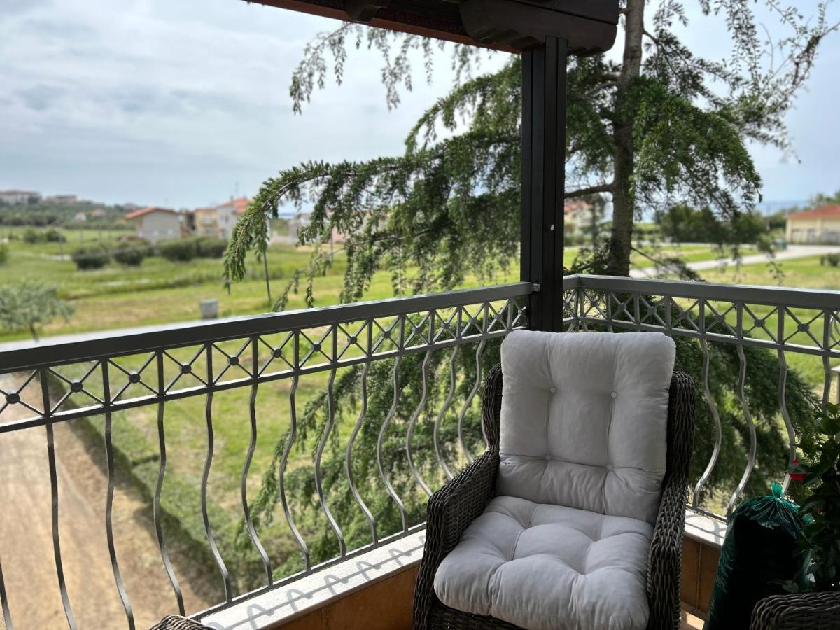 Calliopes By The Sea Boutique Suites Παραλία Διονυσίου Εξωτερικό φωτογραφία