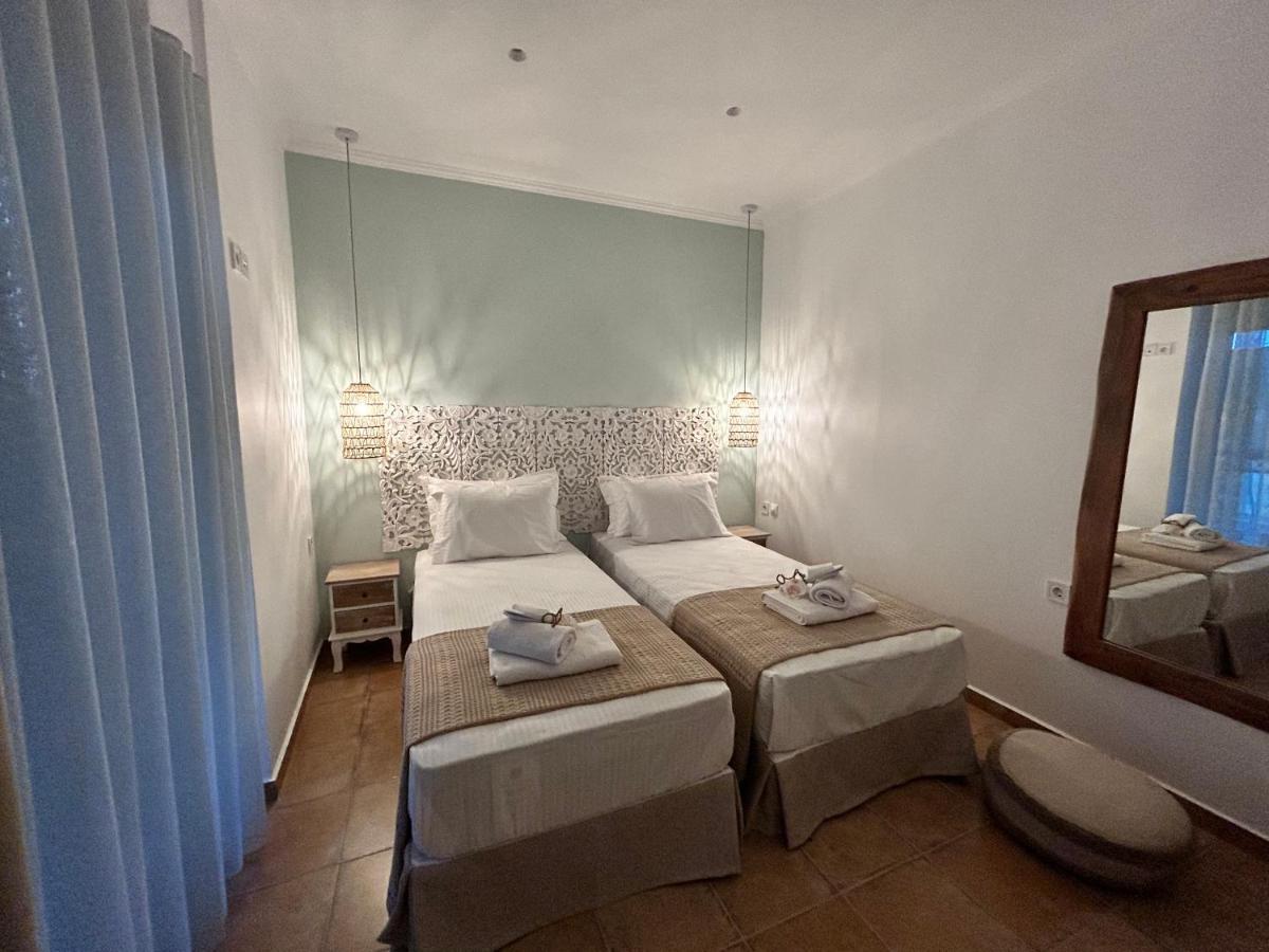 Calliopes By The Sea Boutique Suites Παραλία Διονυσίου Εξωτερικό φωτογραφία