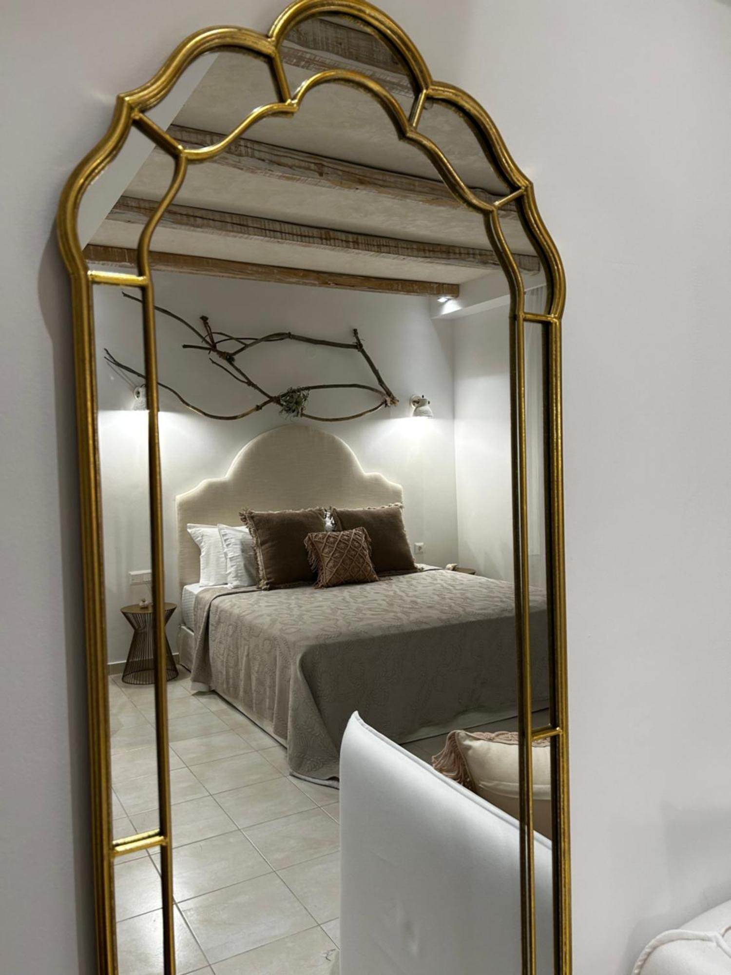 Calliopes By The Sea Boutique Suites Παραλία Διονυσίου Εξωτερικό φωτογραφία